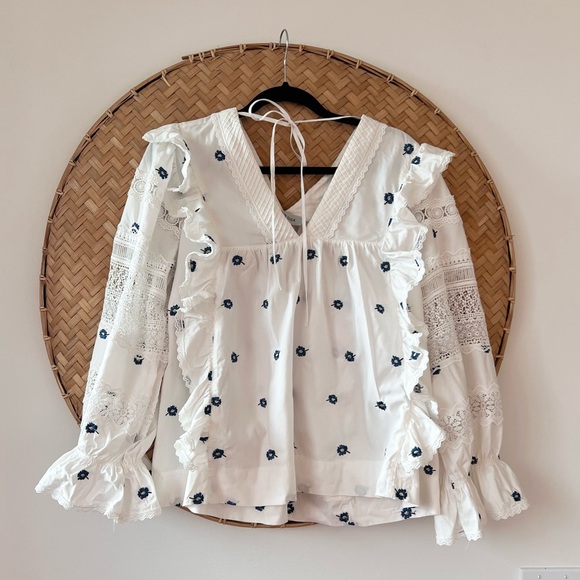 LUG VON SIGA WHITE/BLUE COTTAGE-CORE EMBROIDERED FLORAL CARLA V-NECK‎ BOHEMIAN - Picture 5 of 11